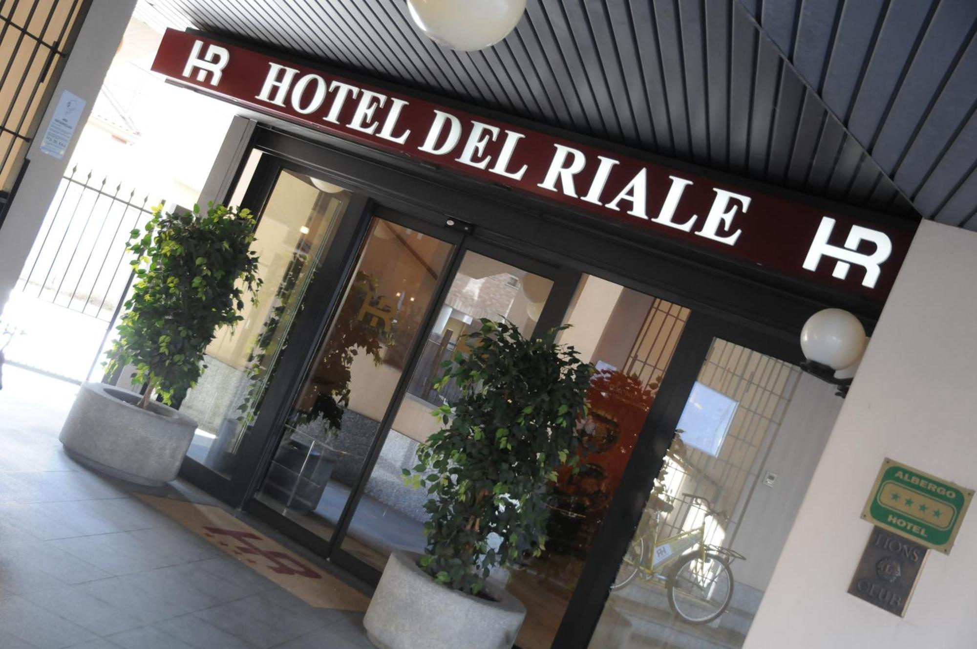 Hotel Del Riale Parabiago Exteriér fotografie